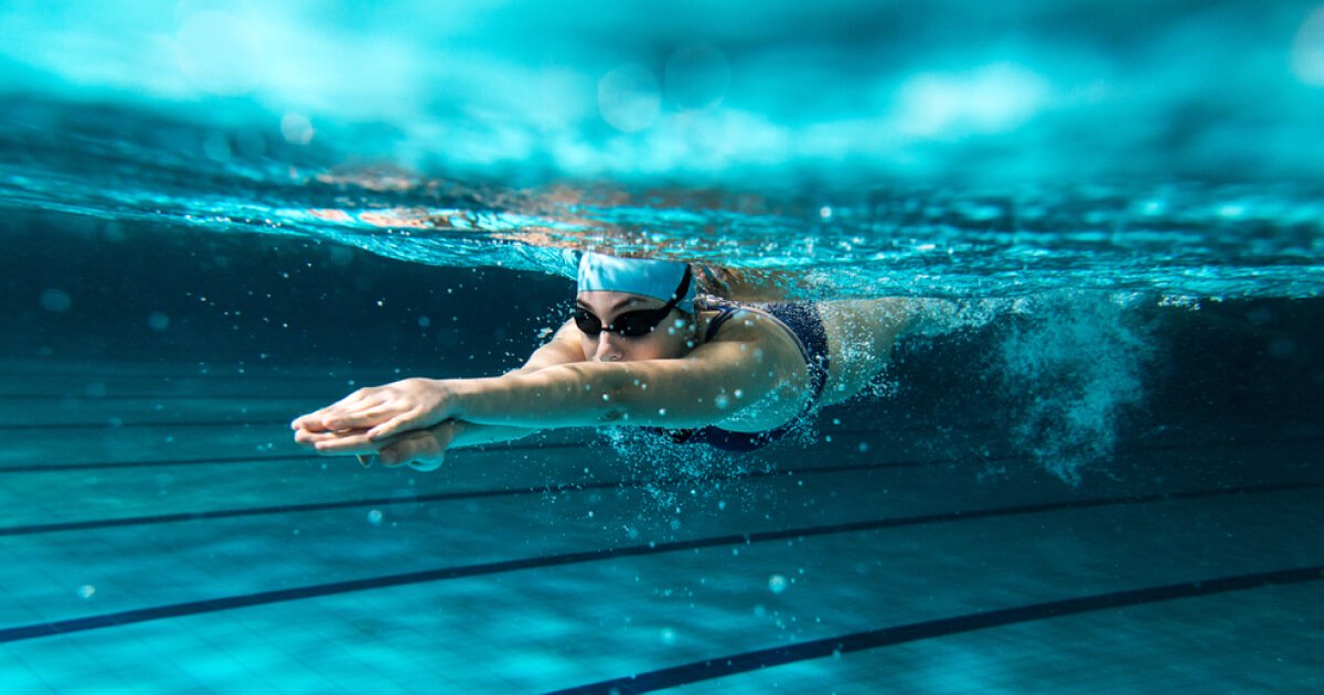 Chế độ dinh dưỡng cho người tập luyện bơi lội