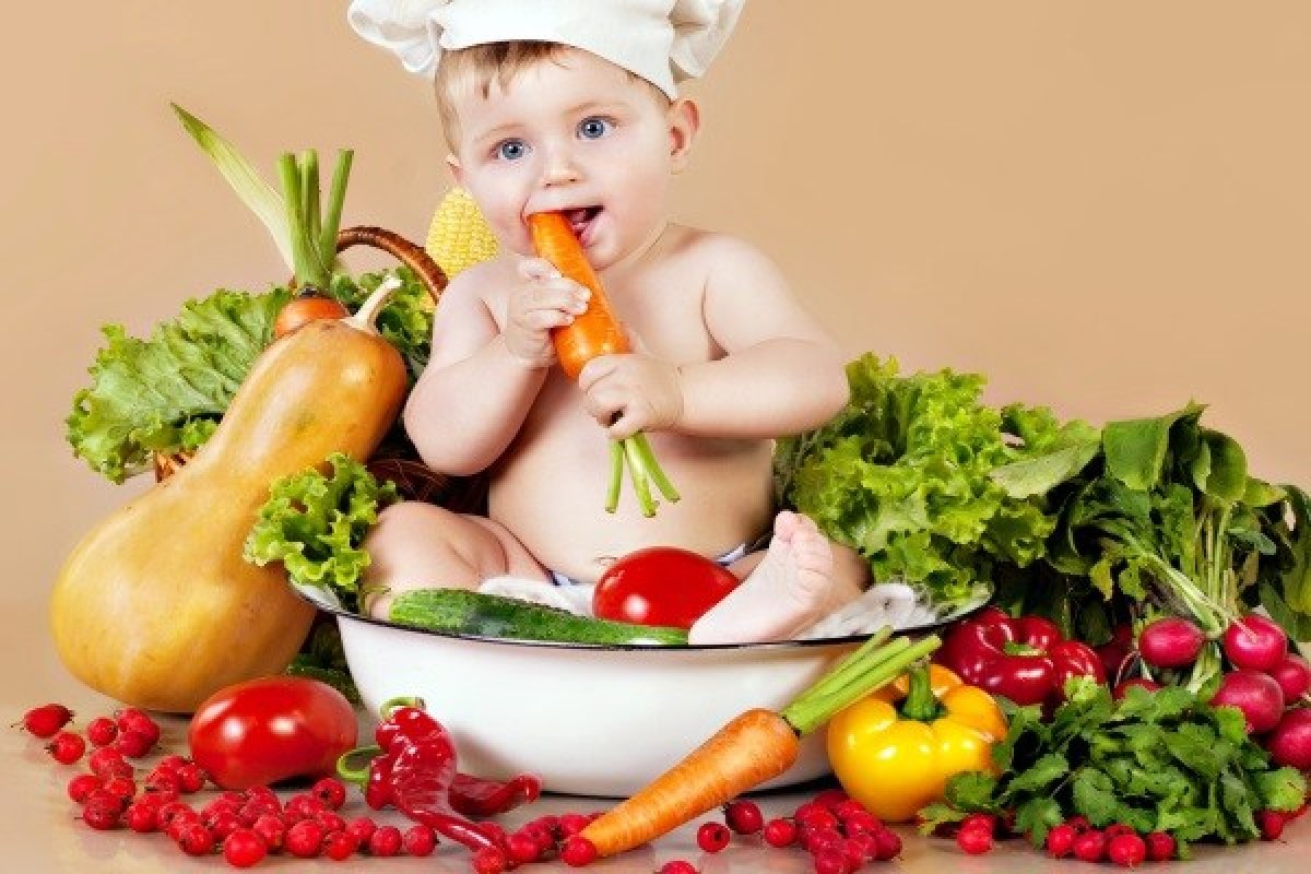 Tầm quan trọng của việc ăn rau củ khi ăn dặm của bé