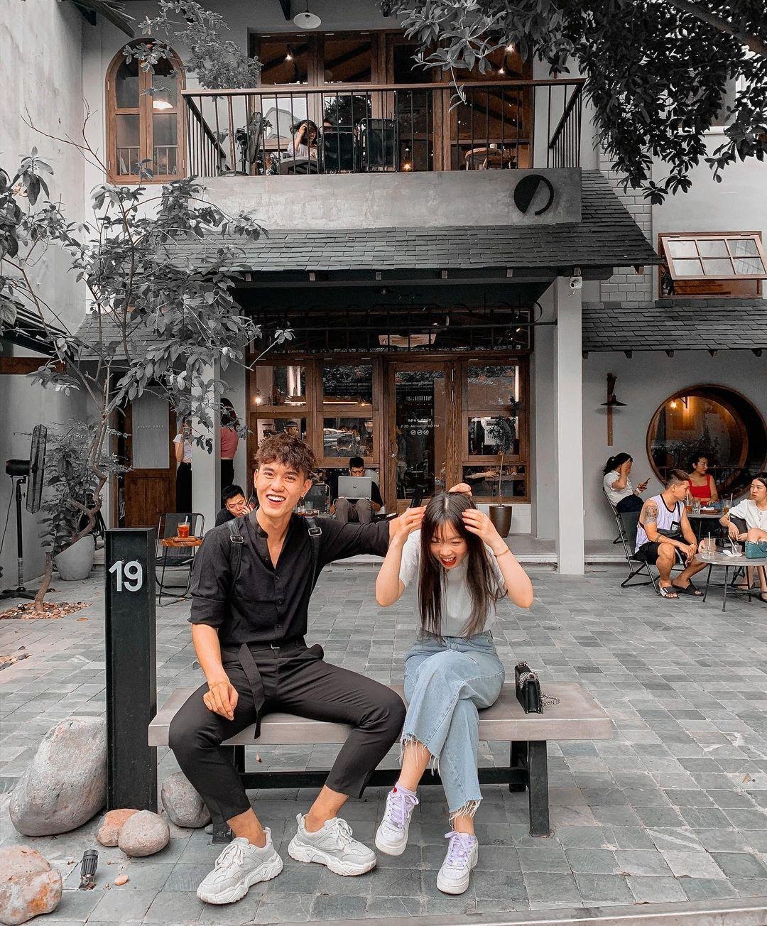 Khám phá những quán cà phê nổi tiếng và đẹp nhất ở Hà Nội